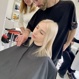 Обучение женским стрижкам Базовый курс 5 дней - 10 моделей в ArtAlex AcademY Одесса для начинающих парикмахеров